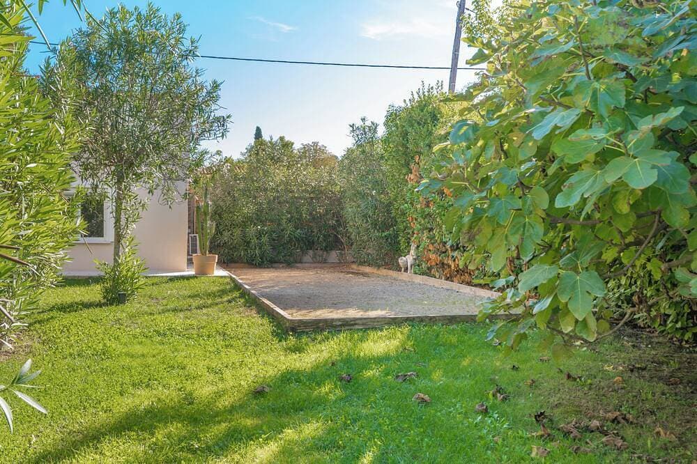 Foto 5 von 11: Villa 150m² with swimming pool, 100m² terrace and air conditioning - quiet location