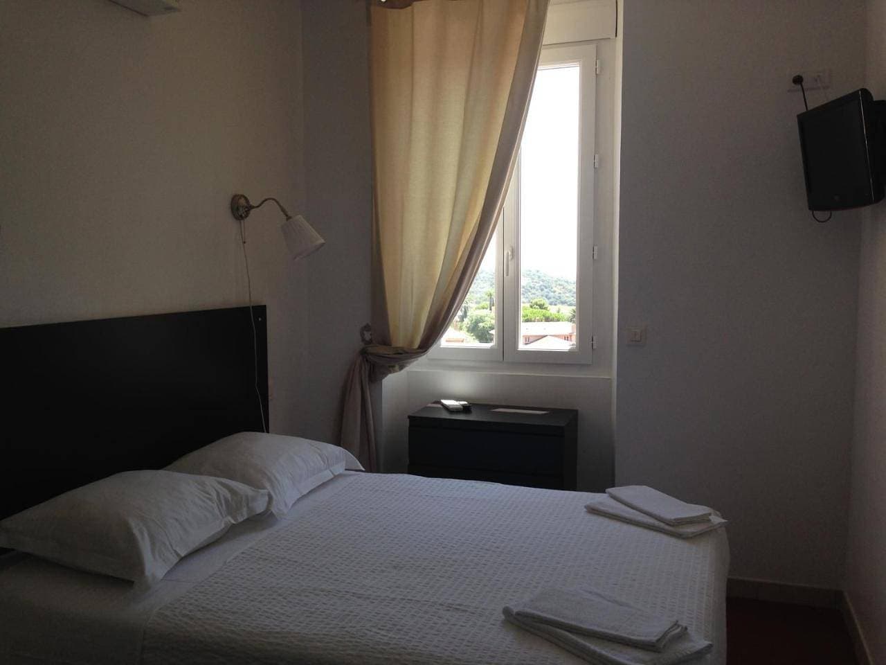 Foto 8 von 9: Double Room with Sea View
