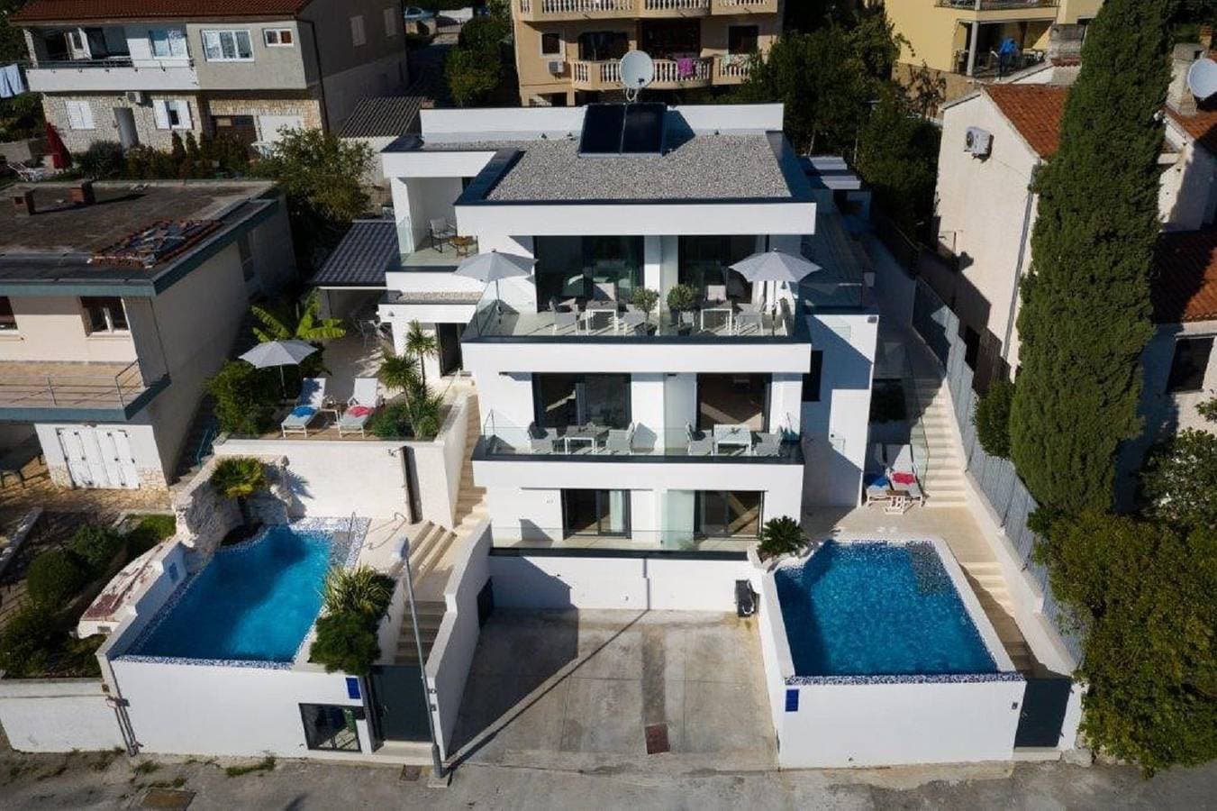 Foto 2 von 40: Exklusive Villa mit privatem Pool 50 Meter zum Strand