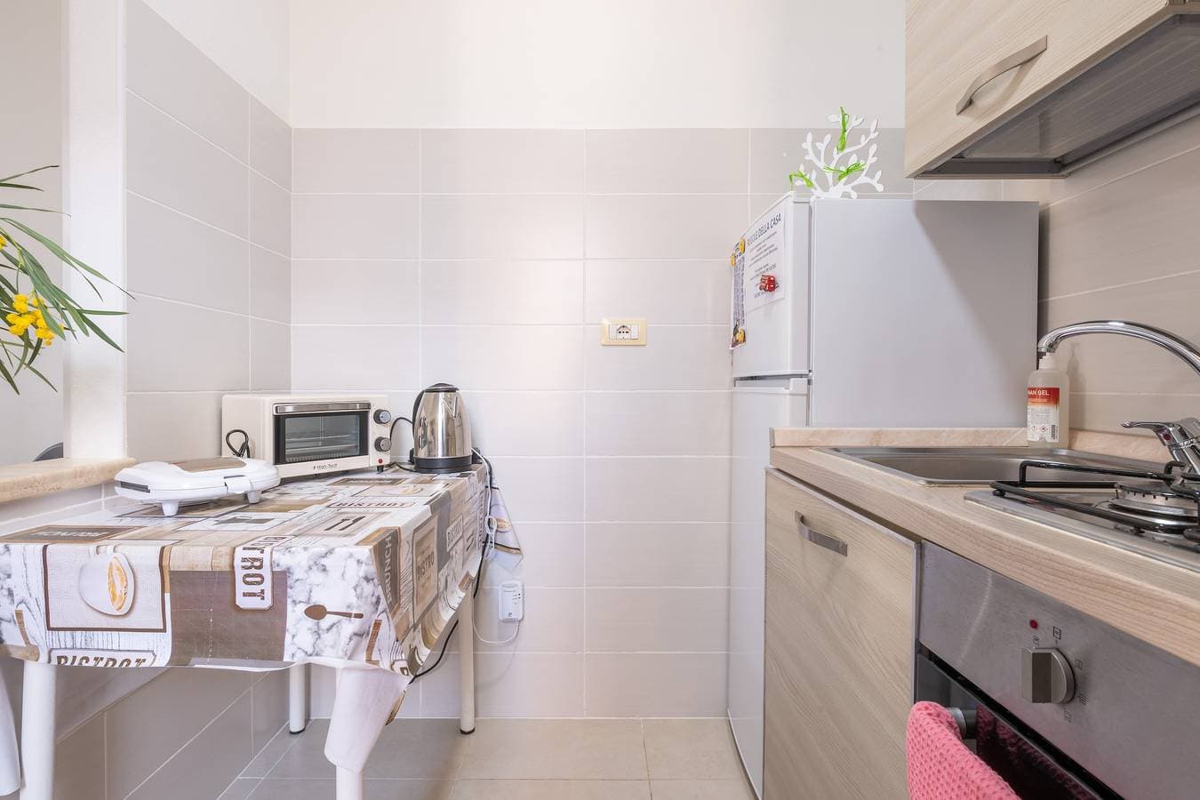 Foto 9 von 36: Ferienwohnung Queen's House – Modernes Apartment in Pula, Sardinien
