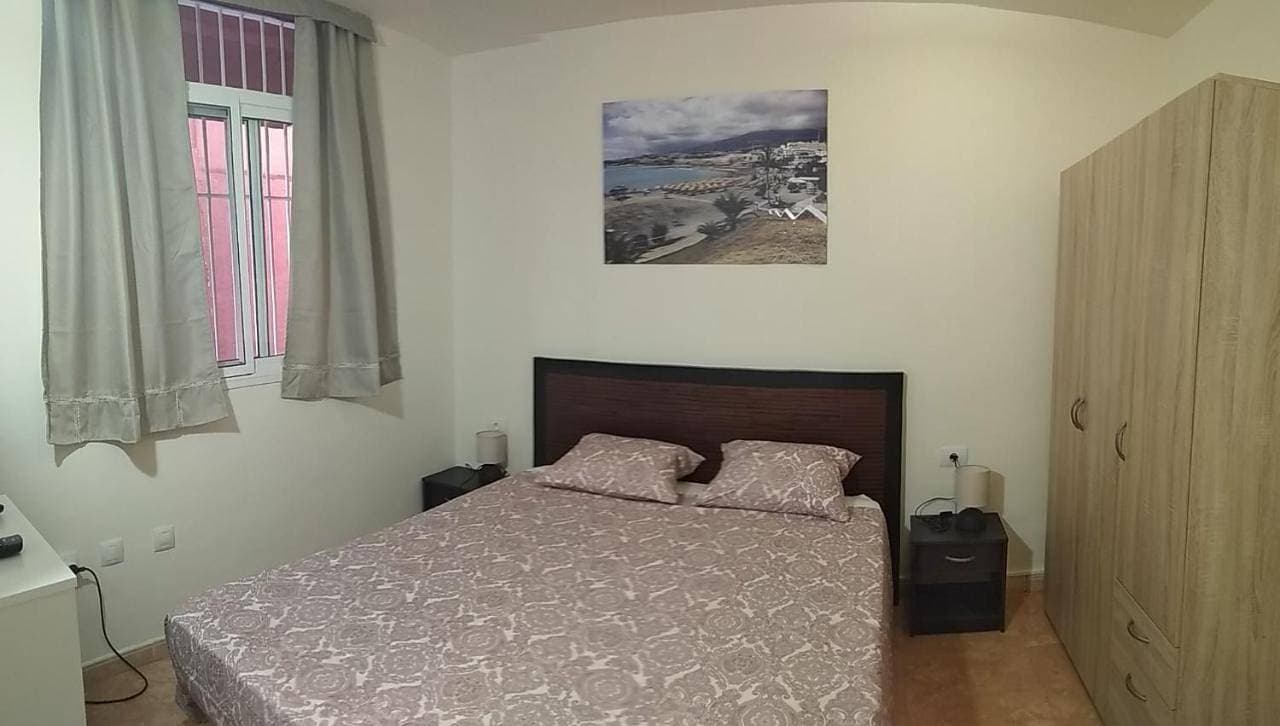 Foto 6 von 8: Double Room with Private Bathroom