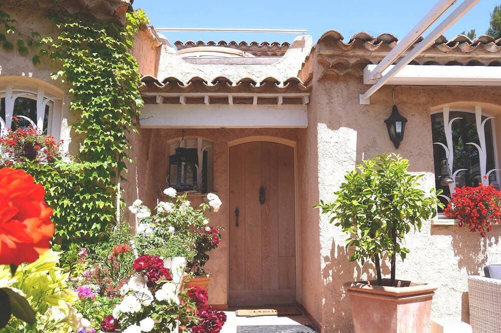 Foto 10 von 30: Exceptional Site Quiet, Swimming Pool, Clim, Green, Pets Ok, between Aix and Cassis