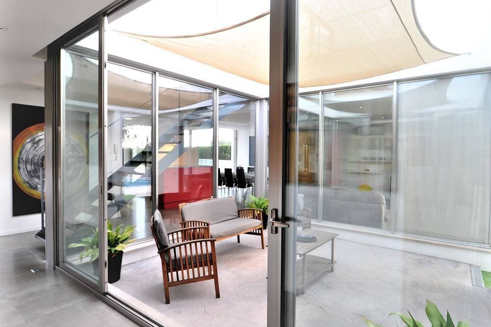 Foto 5 von 30: Moderna Villa cerca del golf y con piscina privada, ideal para familias - ofert