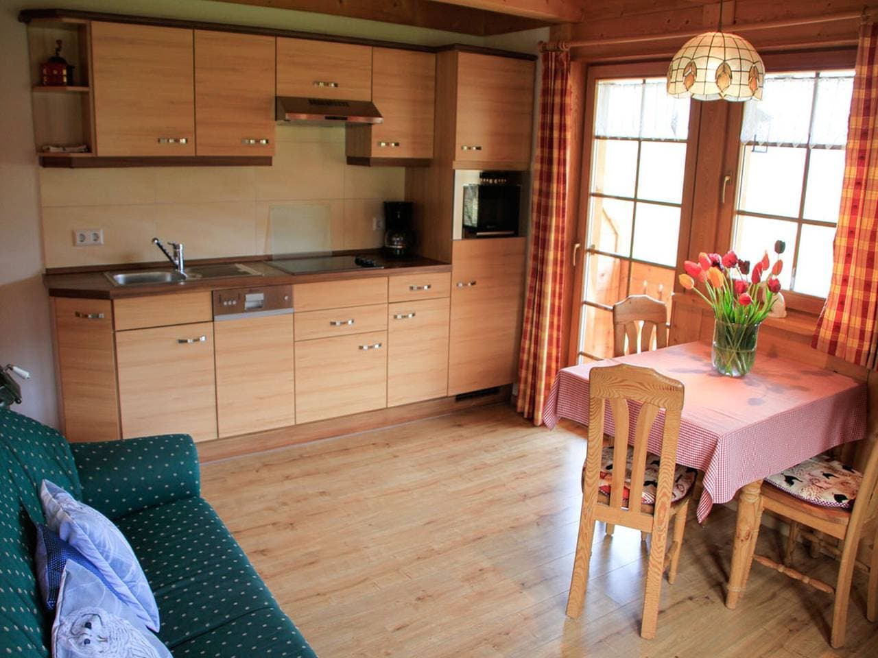 Foto 4 von 37: Apartment 'Feldberg' mit Gemeinschaftsgarten, Balkon und WLAN