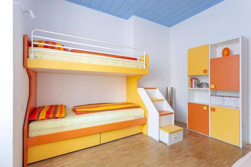 Foto 6 von 10: Two-Bedroom Apartment