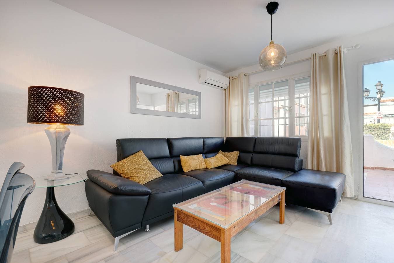 Foto 5 von 23: Apartment 'Los Flamencos Manilva' mit Meerblick, WLAN und Klimaanlage