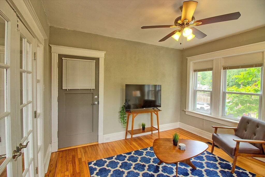 Steps to Tg Park+Grand | Free Pk+Wd+Pet Friendly 1