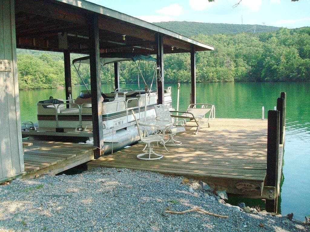 Foto 8 von 29: Erschwingliche Waterfront Cottage in der Nähe von Smith Mountain, Great Views