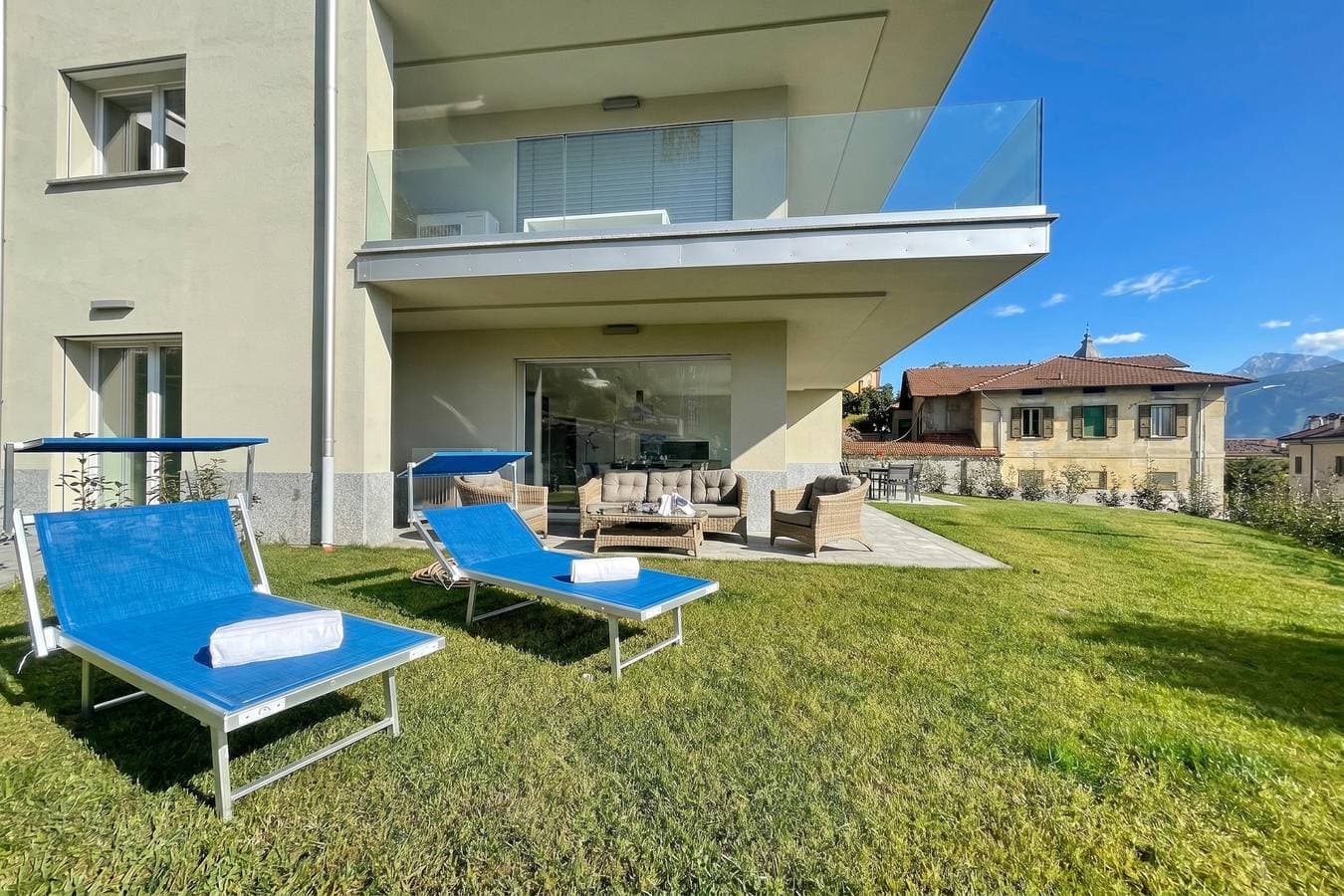 Foto 9 von 39: Modern House Apartment 1