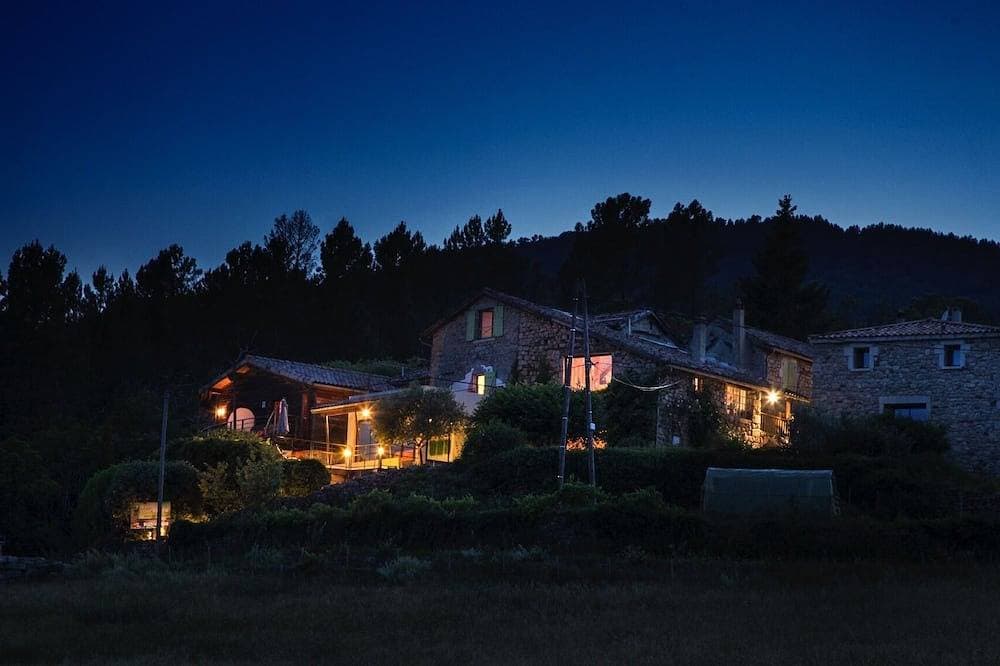 17th-century country house, 350 m2 in the heart of nature, indoor pool 30°C, sauna 1