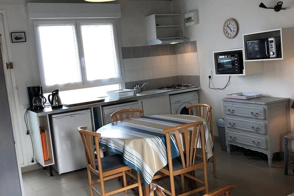 Foto 9 von 24: 2 Zimmer Wohnung komplett renoviert von 36 m2