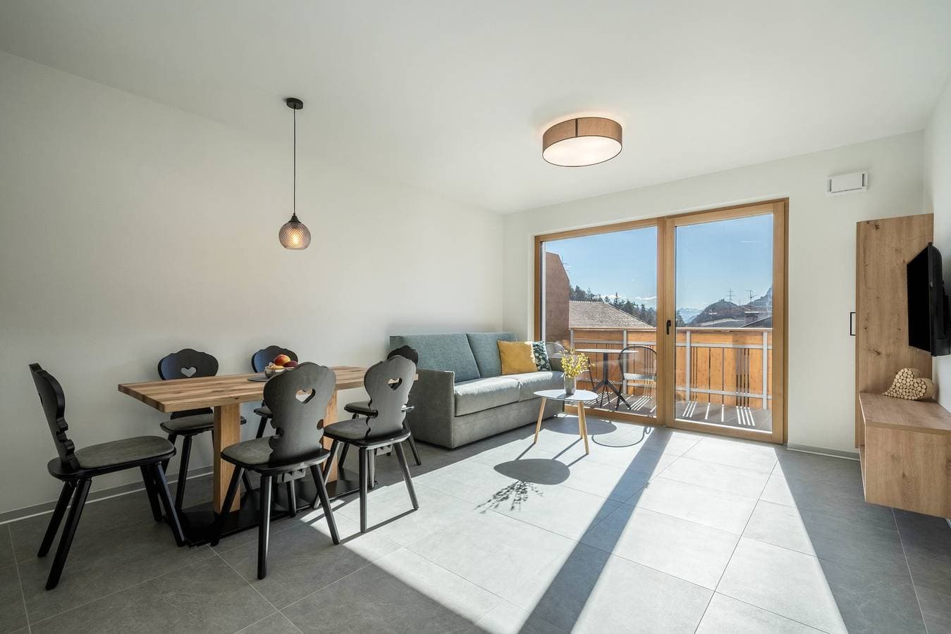 Foto 5 von 20: "Sunnig - Ferienwohnung Abendsonne" mit Bergblick, Balkon und WLAN