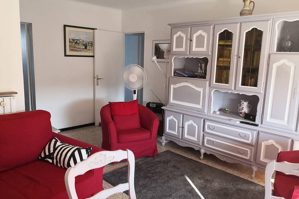 In der Nähe von Stränden, schöne Wohnung  mit Blick, in  ruhiger Residenz 1