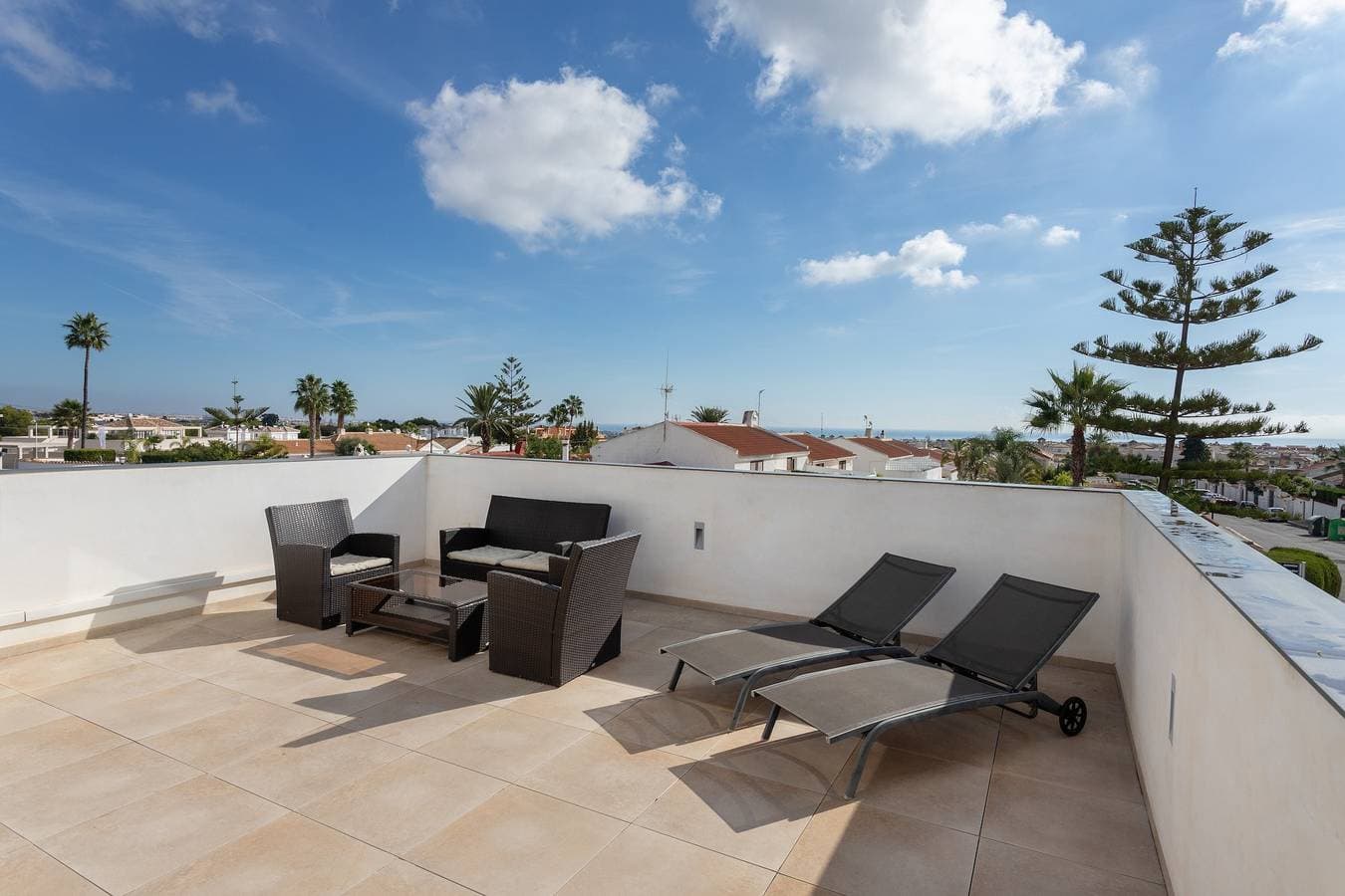 Foto 4 von 28: Moderne Villa mit privatem Pool nahe Stränden und Golfplätzen