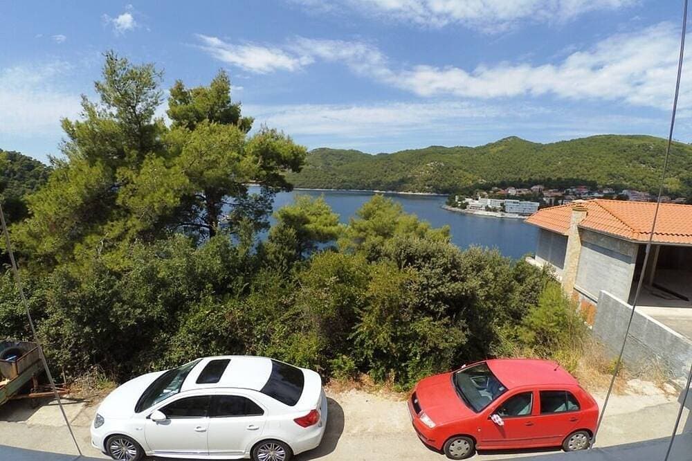 Foto 5 von 11: Studio Appartement mit Terrasse und Meerblick Brna, Korcula