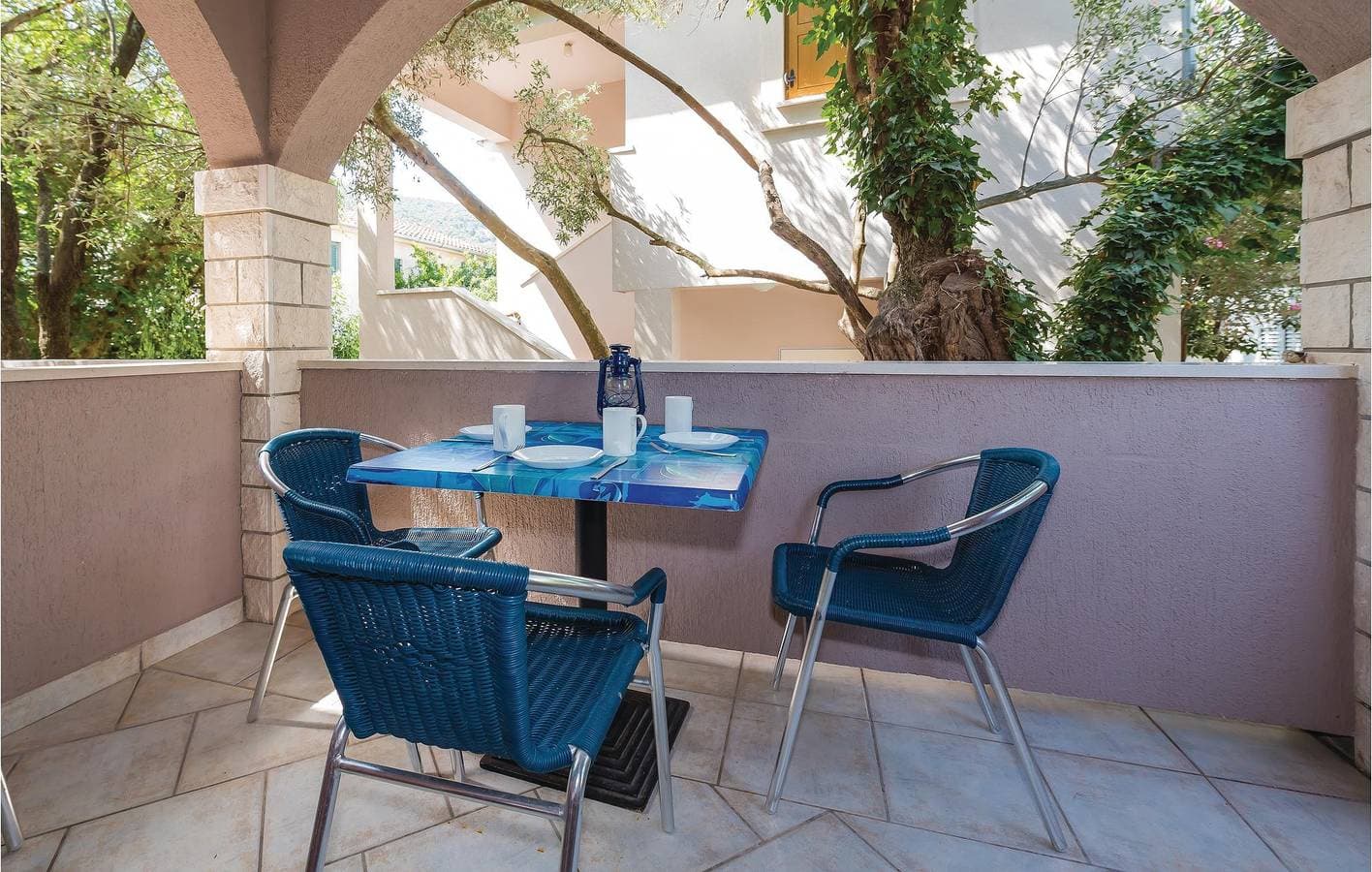 Foto 7 von 24: Gemütliche Ferienwohnung mit Terrasse, 200 m vom Strand Camp Vala entfernt