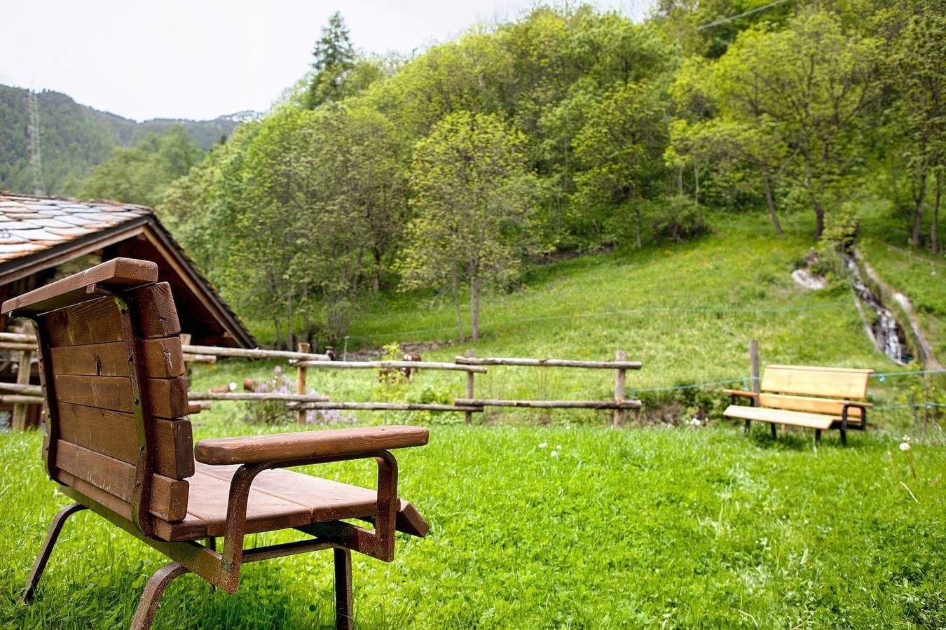 Foto 3 von 30: Studio „Aux Pieds Du Malatra“ 2 – Umgeben von Bergen