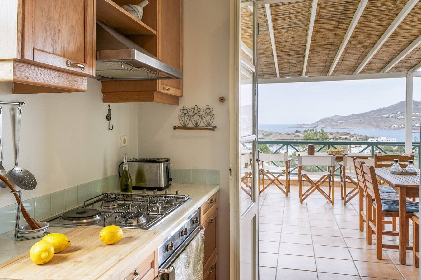 Foto 8 von 33: Ferienhaus „Sunset Retreat Villa Sophia“ mit WLAN und Klimaanlage