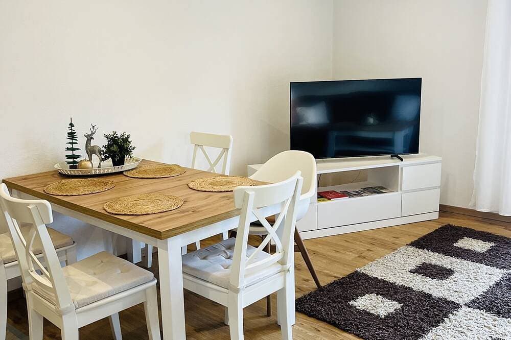 Gemütliche Maisonette Wohnung mit Terrasse und Balkon an der Romantischen Straße 1