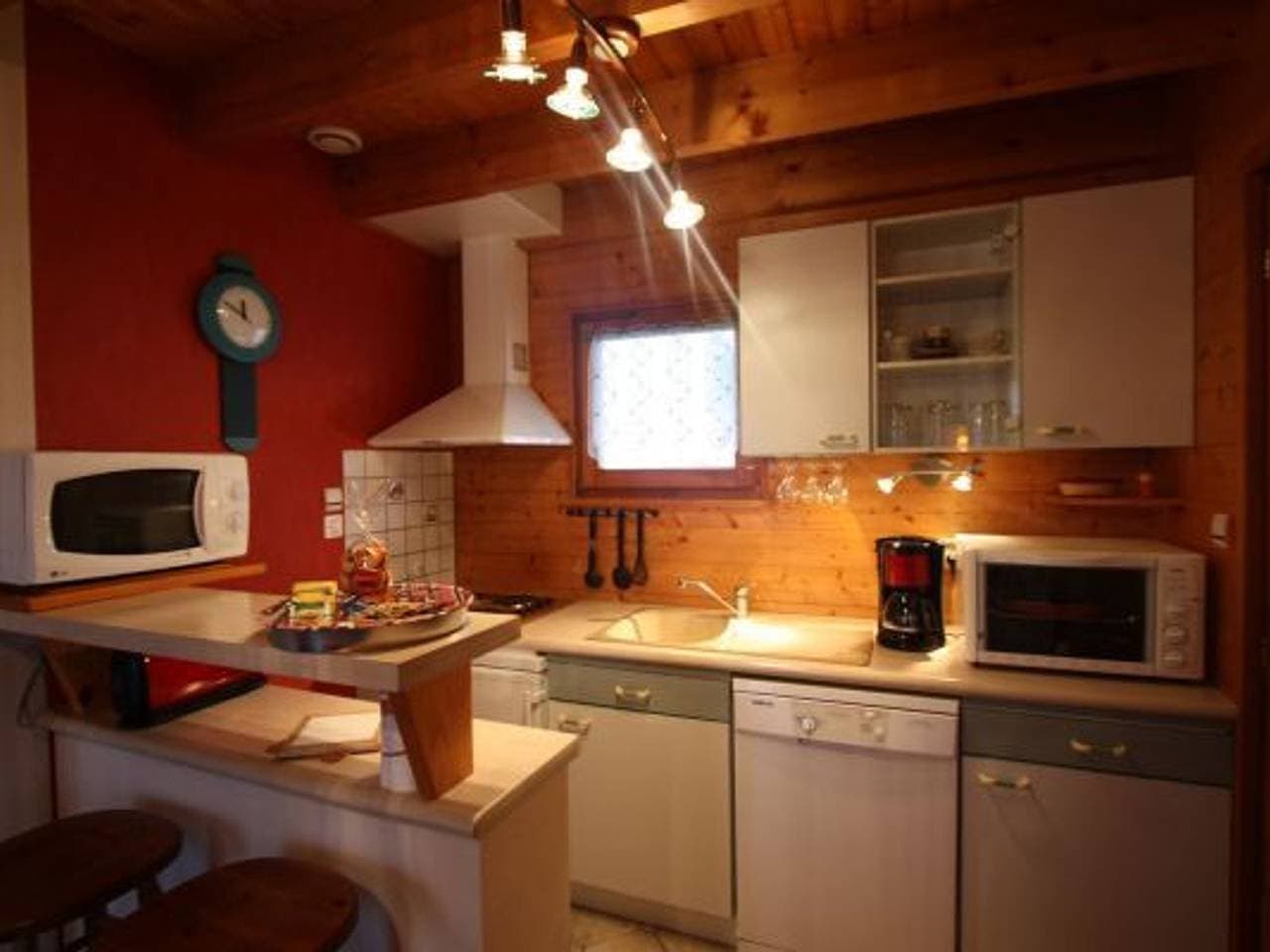 Foto 3 von 31: Gemütliches Chalet in Ruhiger Lage, Nahe Thermen und Wanderwege
