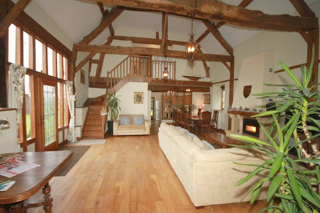 Foto 5 von 61: Five-Bedroom House