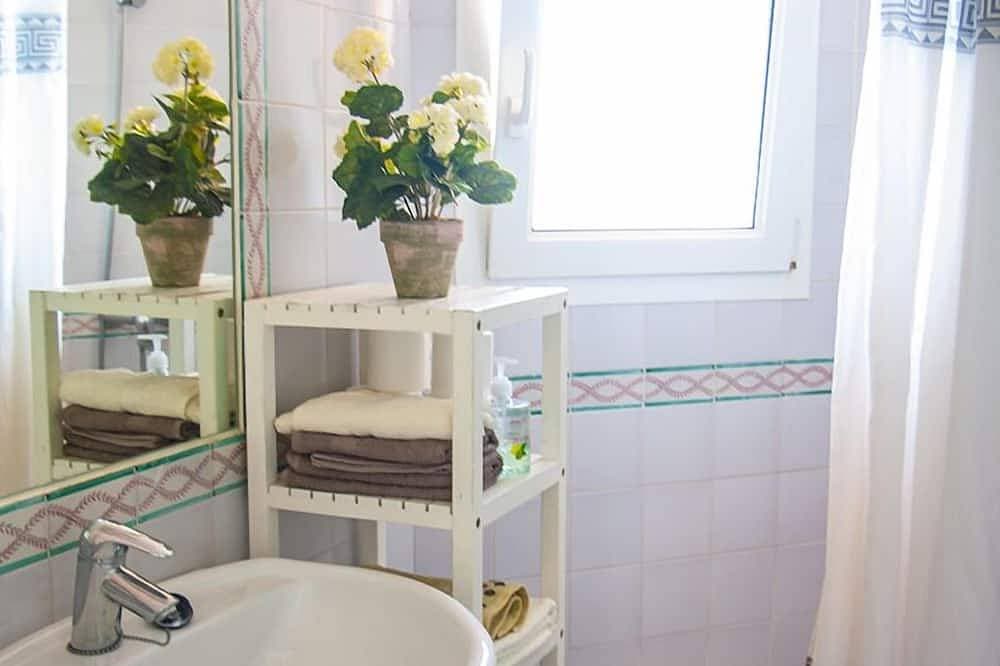 Foto 7 von 30: Villa in Frontlinie mit Garten, Grill, ideale Familien ..