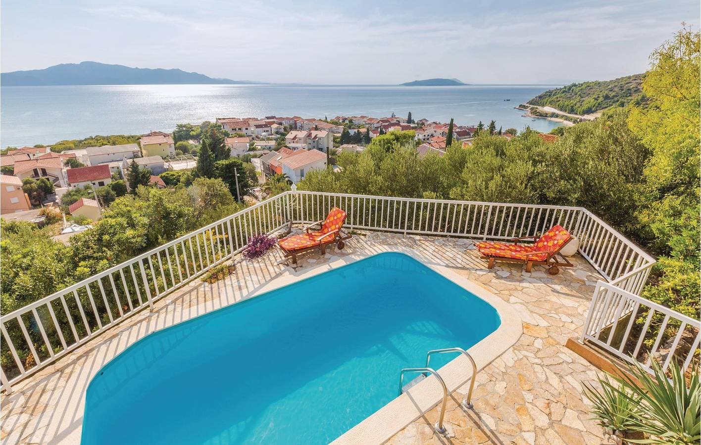 Foto 10 von 35: Charmantes Apartment mit Pool, WLAN und Terrasse, 400 m von der Küste entfernt