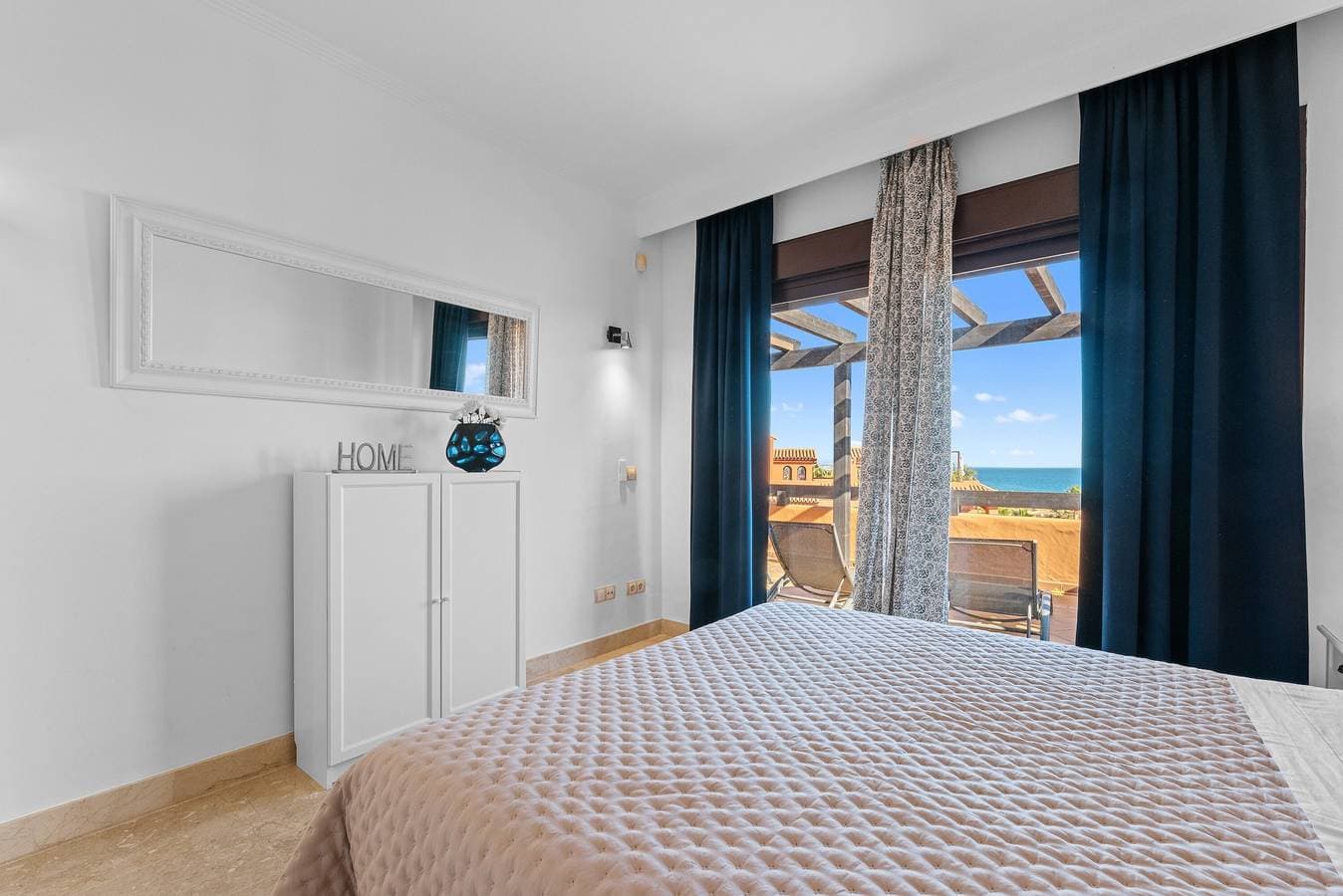 Foto 12 von 28: Penthouse in Estepona mit Terrasse und Meerblick