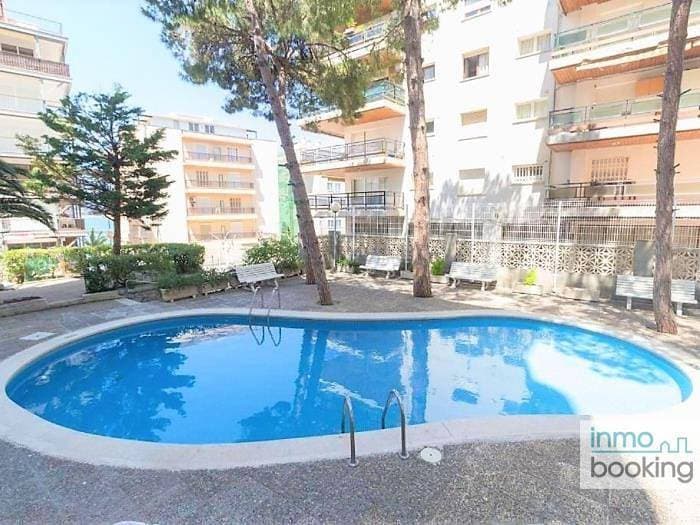 Foto 2 von 48: Ferienwohnung für 4 Personen mit Pool