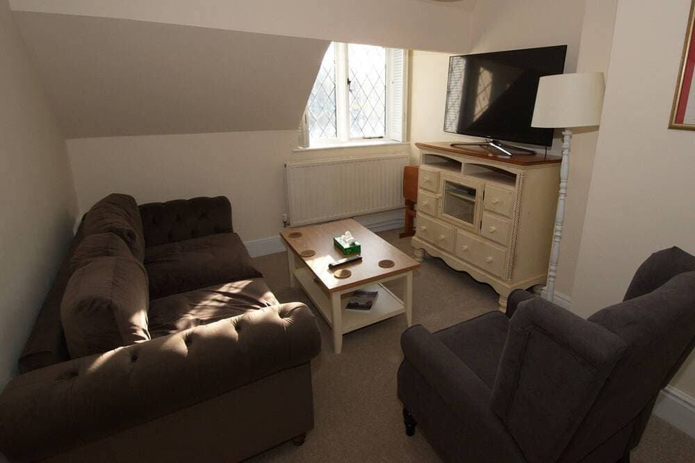 Foto 8 von 18: 2nd floor modern flat in large Edwardian house ten minutes’ walk from railway