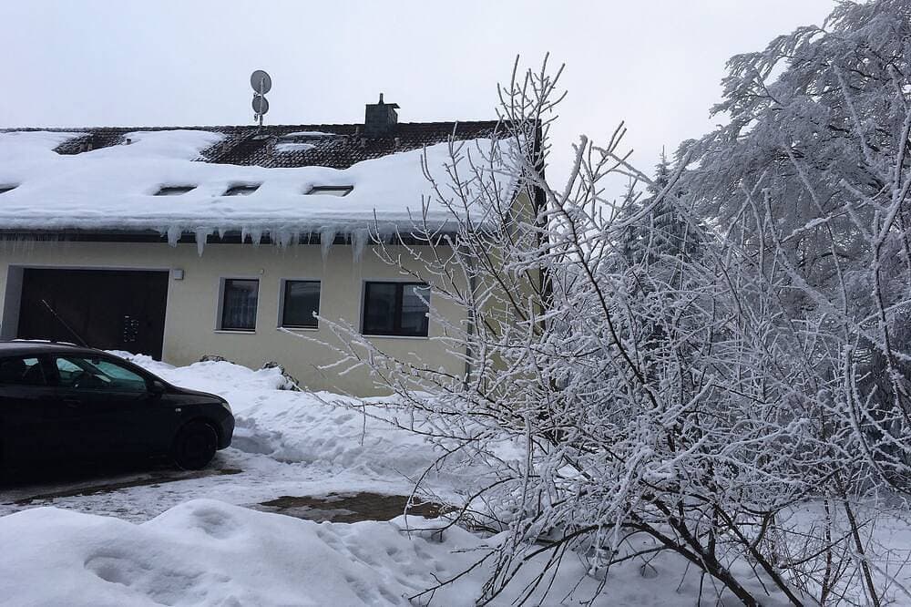 Foto 8 von 14: Unsere Luchsbutze - direkt am Wald, mit Balkon, Garage, Netflix u. WLAN