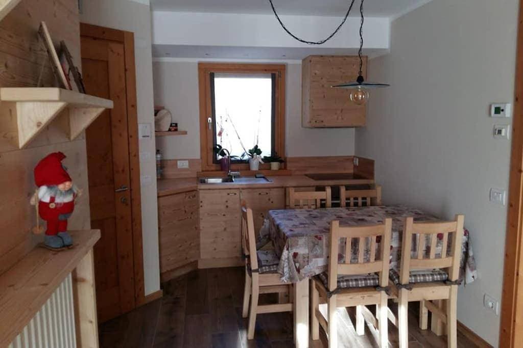 Foto 10 von 26: Two-Bedroom Apartment