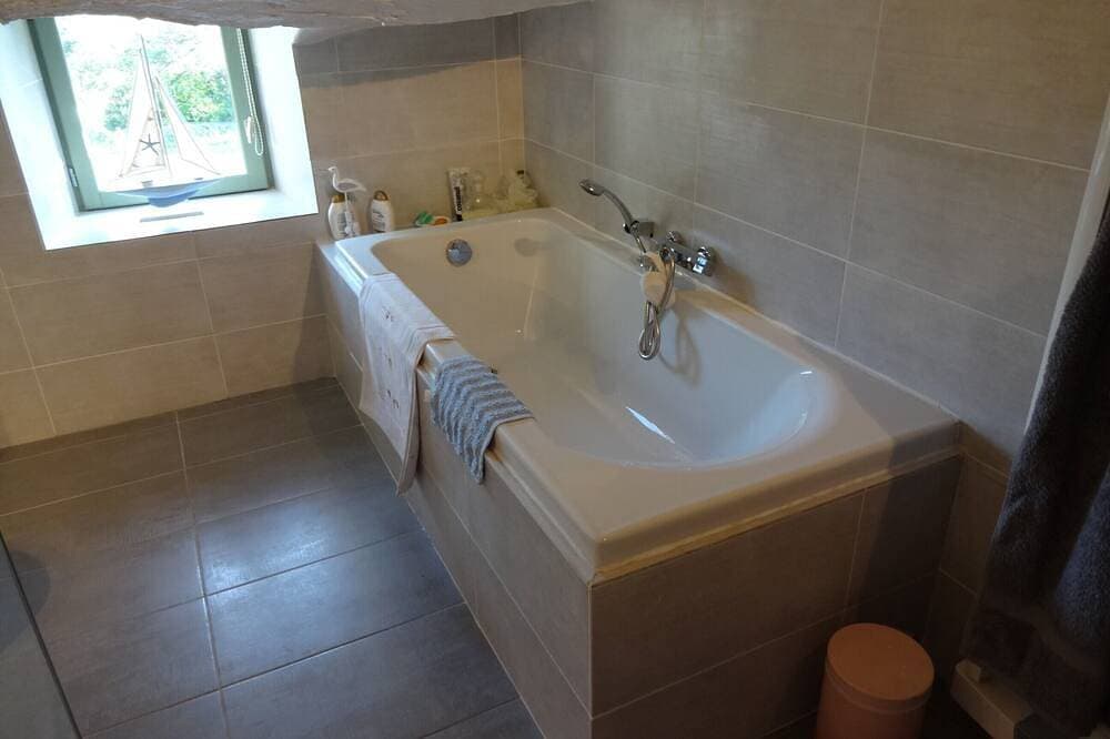 Foto 9 von 25: Ferienhaus 'Bergerie L'Occitane' mit privatem Pool, Terrasse und WLAN