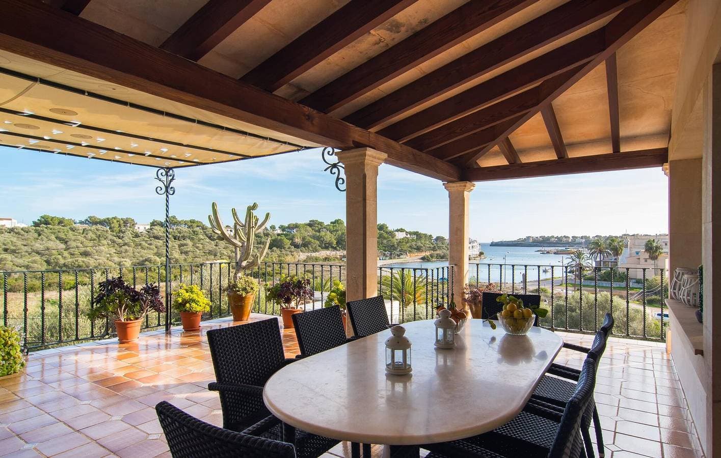 Foto 9 von 32: Apartment mit Meerblick, Pool, Terrasse und Grill 900 m von Caló des Homes Morts entfernt