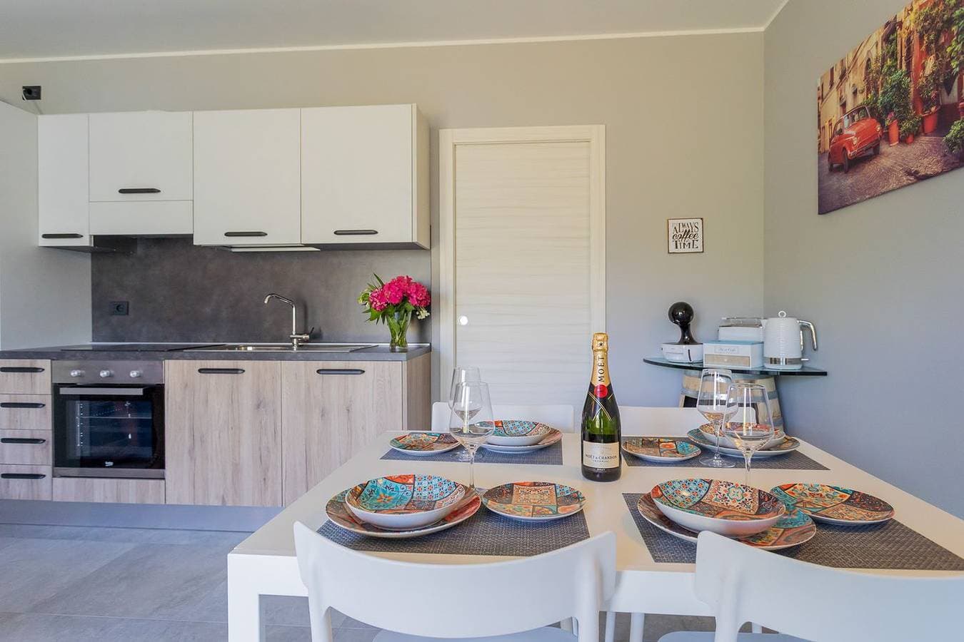 Foto 9 von 41: Anna's Lodge Ferienwohnung mit Pool am Comer See