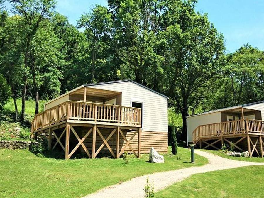 Foto 2 von 35: Camping White Rock - Chalet 4 personen - Vanille (Bergblick) 2 Zimmer