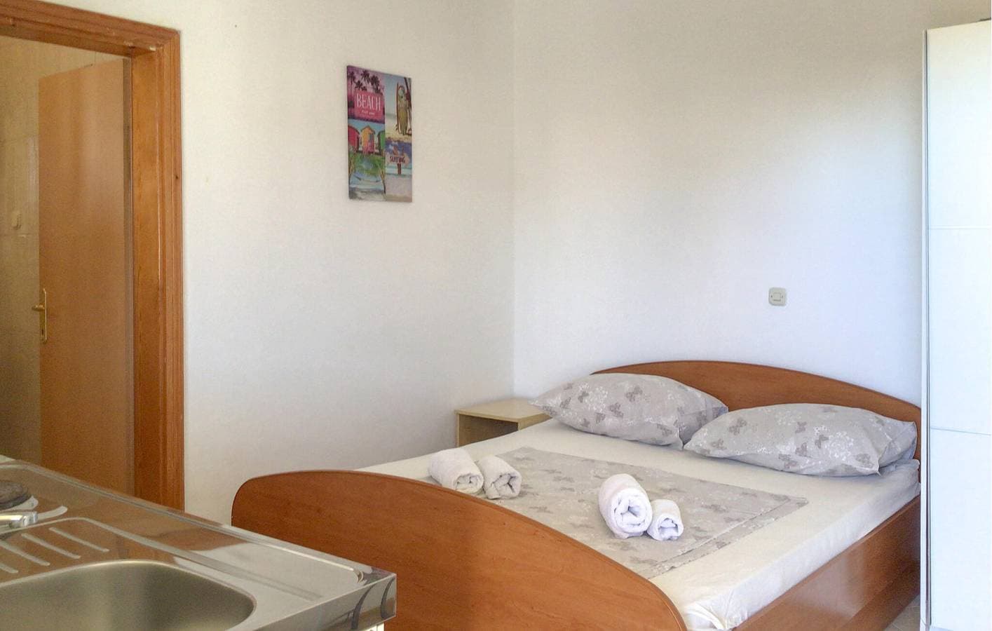 Foto 5 von 25: Reizende Ferienwohnung mit Pool und Terrasse, 1,5 km vom Strand Pod Vruljom entfernt