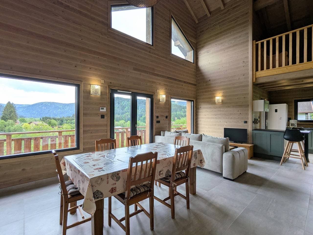 Foto 4 von 23: Modernes und gemütliches Chalet - 6 Pers.