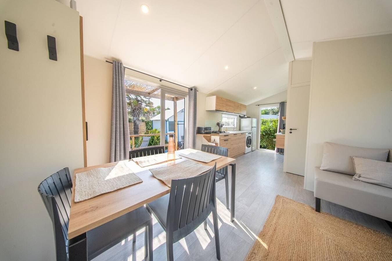Foto 8 von 34: Ferienhaus für 4 Personen mit Terrasse