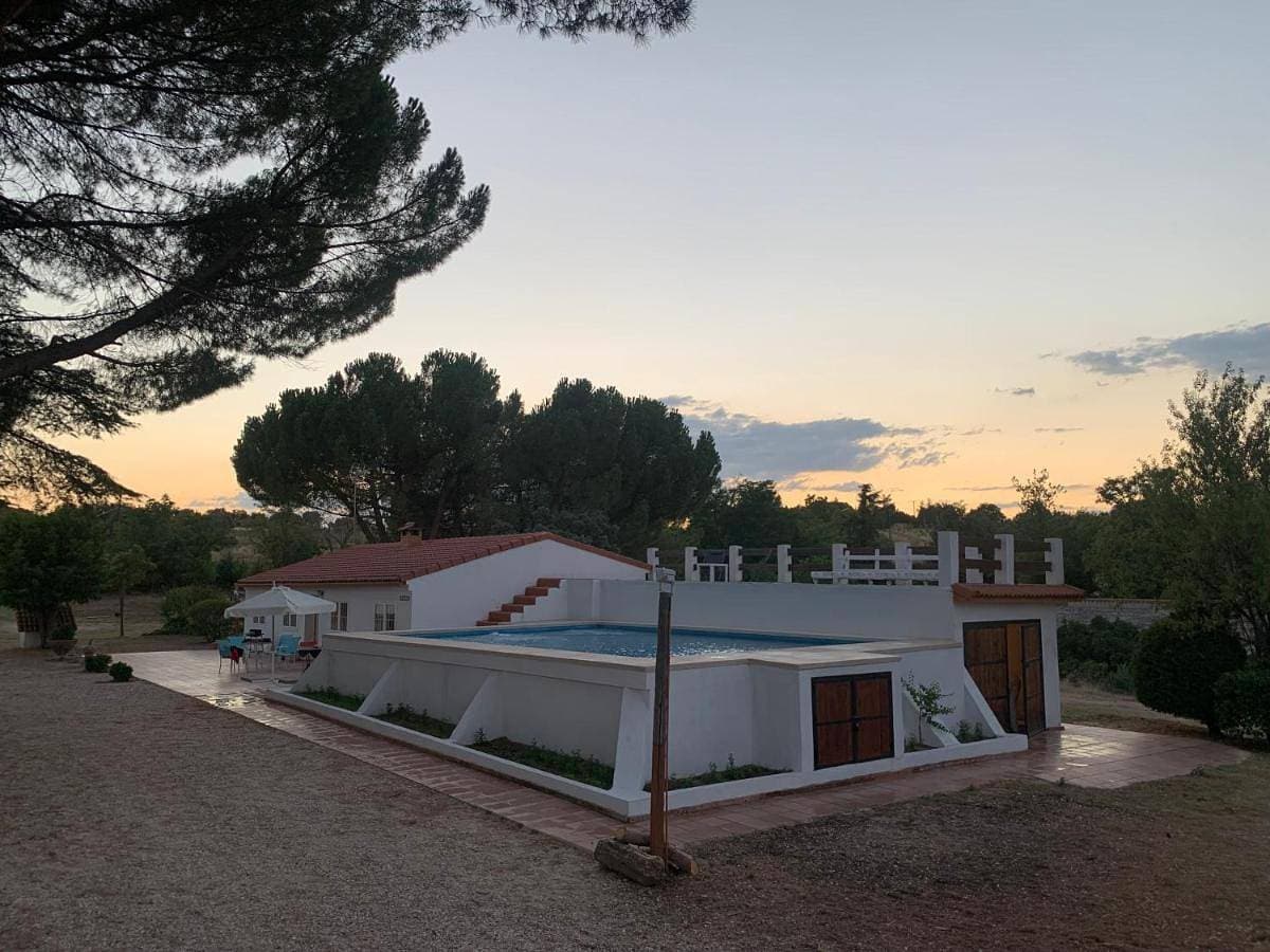 Villa Finca con Piscina Jardín Zarzuela17 1