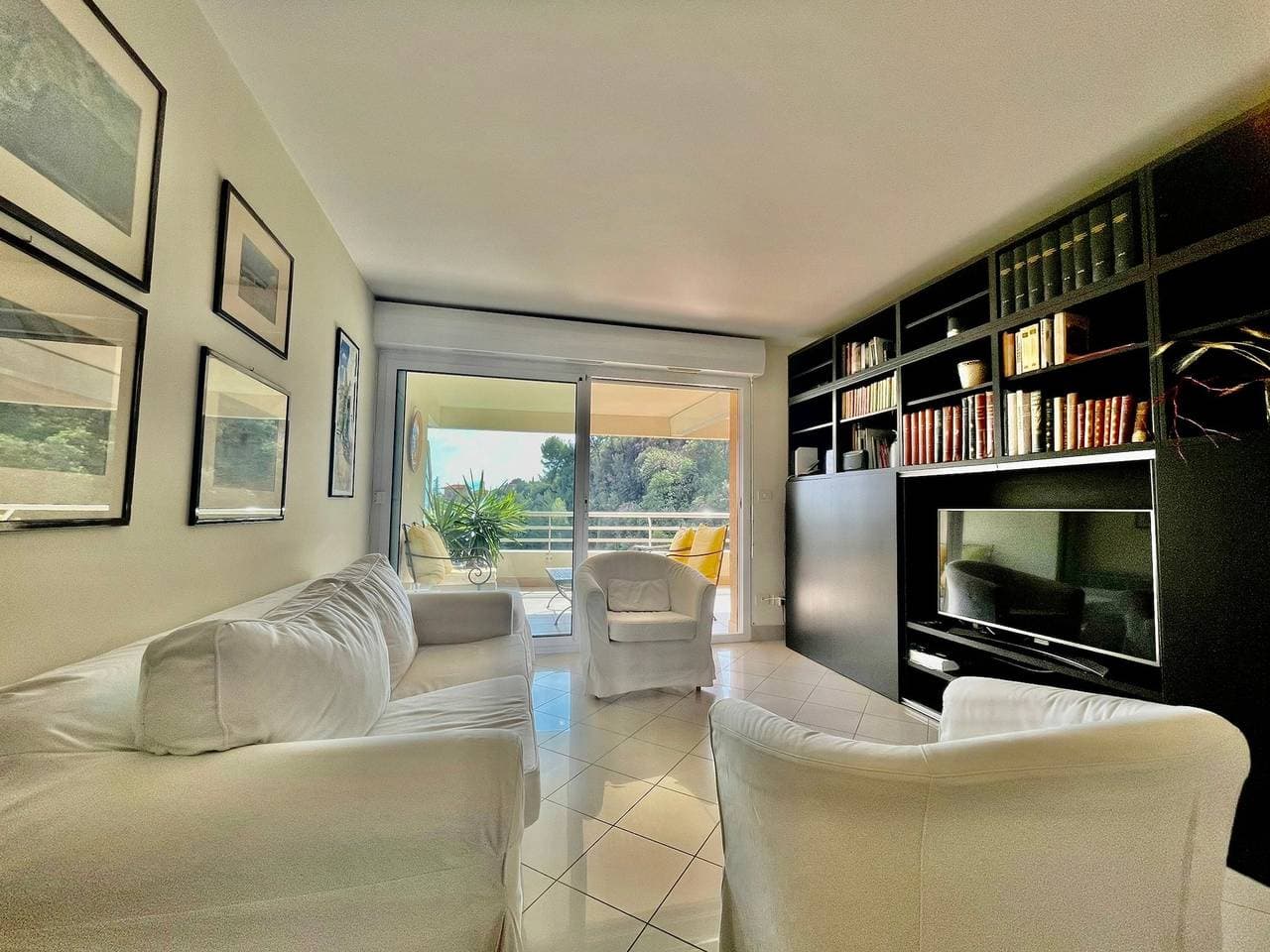 Foto 5 von 22: Ferienwohnung für 4 Personen mit Terrasse