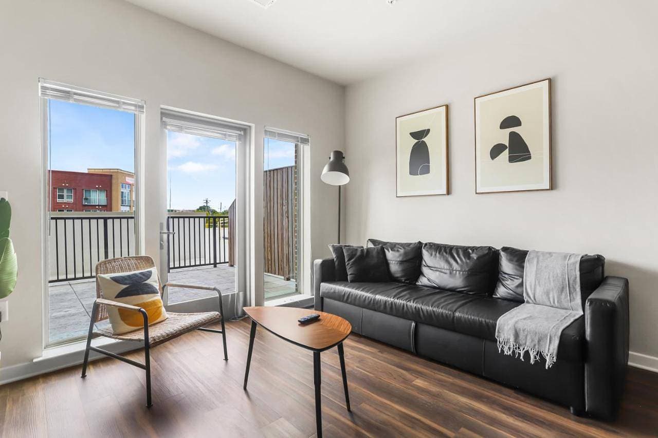 Sleek 1BR Alexandria Gem - Fits up to 4 1