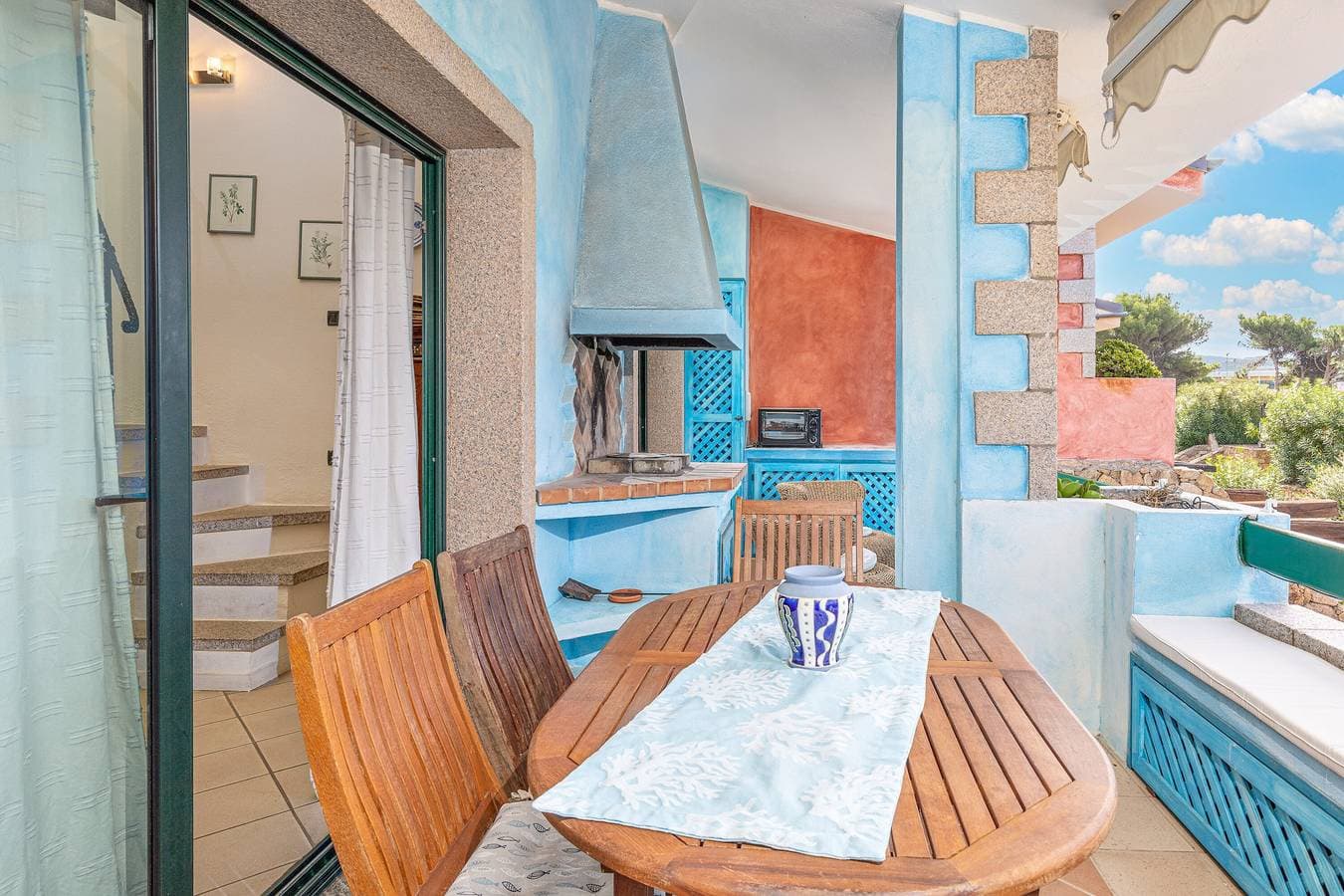 Foto 2 von 25: Ferienwohnung "Baia del Faro" mit Balkon und Grill