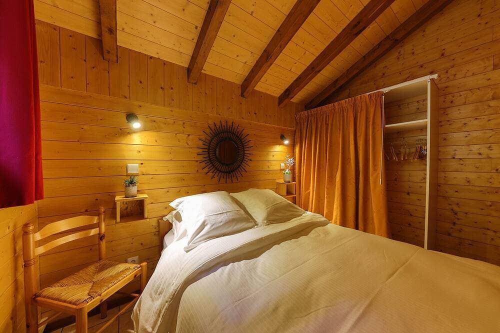 Foto 2 von 24: Berghütte-Familie-Bergblick-Ensuite mit Dusche