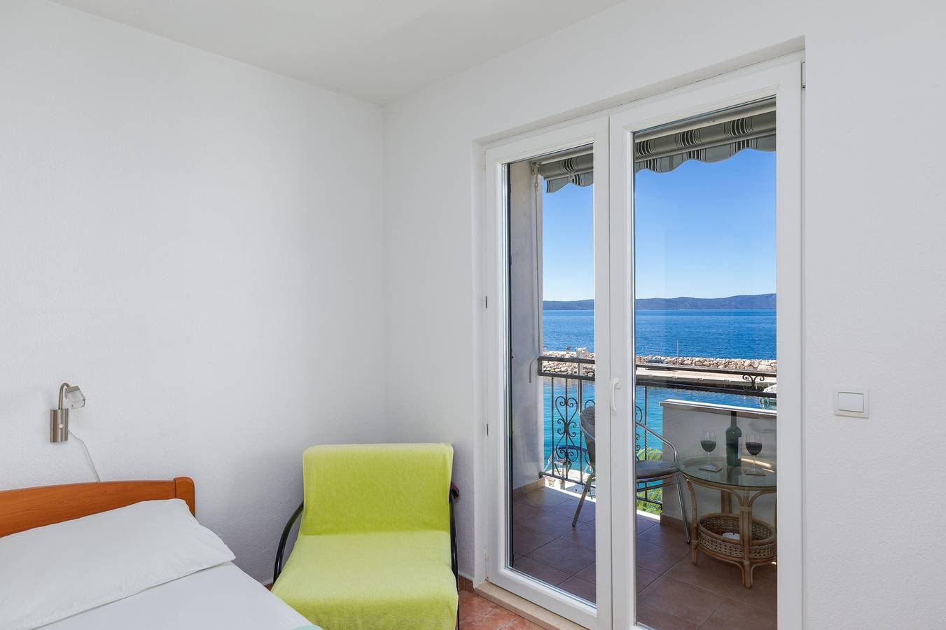 Foto 9 von 12: Studio Appartement am Strand Drasnice, Makarska As-24869-b