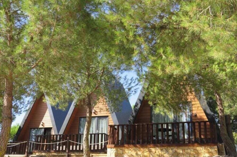 Foto 13 von 30: A welcoming experience set among gardens, a pool, and the Alentejo countryside