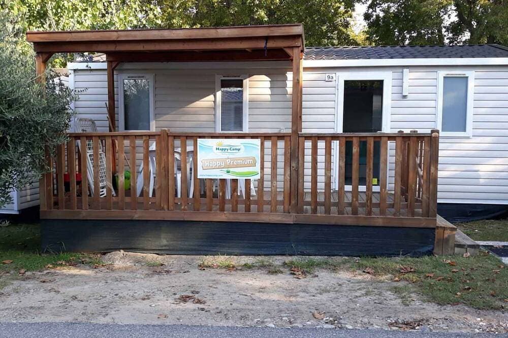 Foto 10 von 30: Mobilehome mit Klimaanlage, Terrasse und Pool