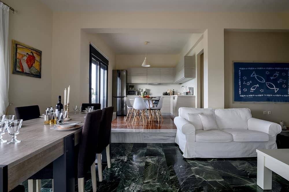 Foto 13 von 30: Smaris Collection luxury villas.Sea side villa 5 min.from the beach !