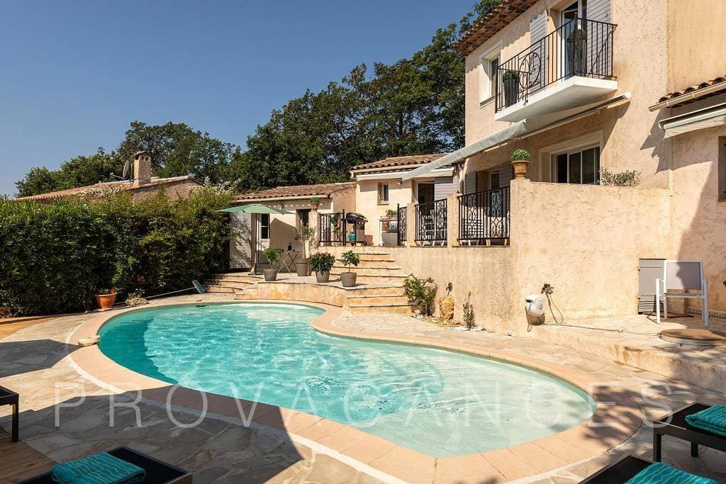 Foto 12 von 60: Schönes Ferienhaus mit Aussicht in Draguignan