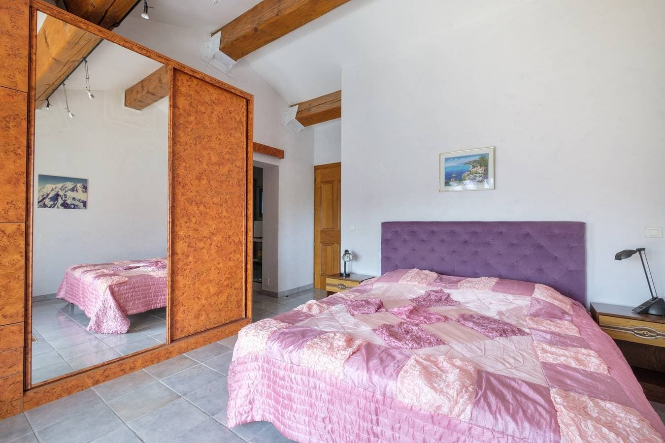 Foto 11 von 21: Villa „Numéro 2“ – Ruhige Lage, privater Pool & Highspeed-WLAN